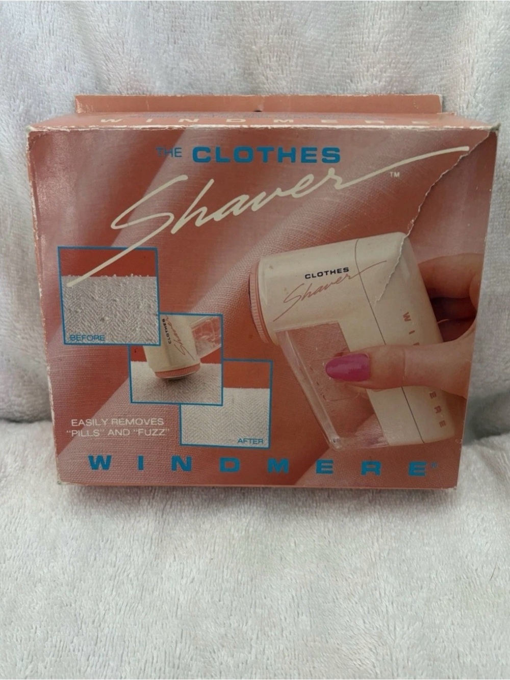 Windmere Vintage Fabric Pilling Shaver Original Box